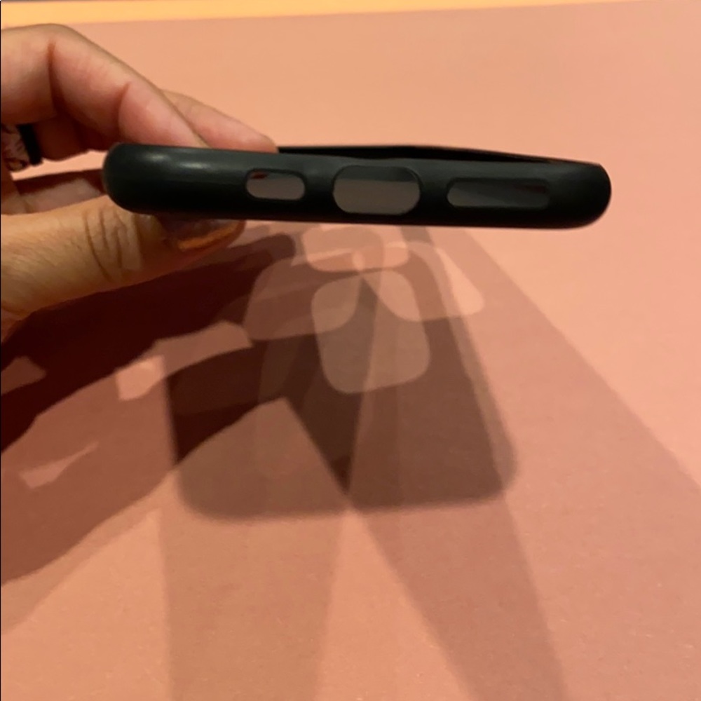 iPhone 11 Pro Case - Picture 3 of 5